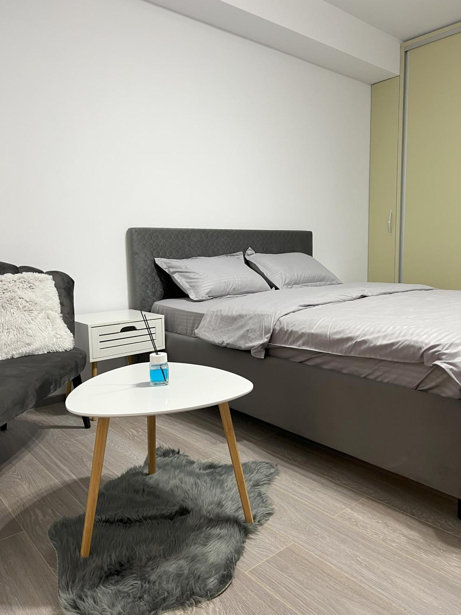 Refined Studio Haven At Exigent Plaza - 08 Boekarest Buitenkant foto